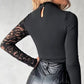 📢📢 58% Großer Ausverkauf ❗️❗️🌸  Damen Oberteil mit asymmetrischem Cut-Out & zarten Spitzenärmeln🌸