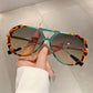 🔥 FLASH SALE 2026 – 50% RABATT! Nur 19,99 € ✨⚡ 50K+ VERKAUFT! 🕶️ Retro Sonnenbrille für den Sommer – Großer Rahmen, Überlegener UV-Schutz, HD-Gläser & Leicht – Ideal für Strand, Pool und Outdoor-Aktivitäten