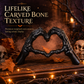 💀 50% RABATT! 🎃 Skelett-Figur – Gotische Herz-Handgeste, handbemalte Knochendetails & robuste Harzkonstruktion – Gruselige Schreibtisch- & Regaldekoration ✨
