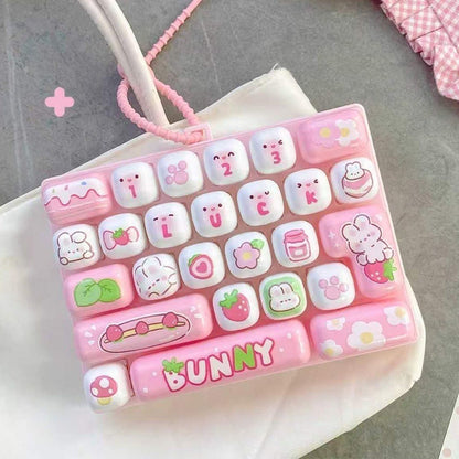 Süßer Tastatur-Schlüsselanhänger und Fidget-Spielzeug